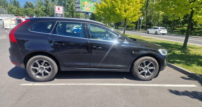 Volvo XC 60 cena 60000 przebieg: 305000, rok produkcji 2016 z Katowice małe 106